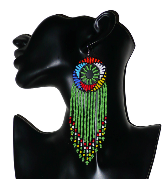 Boucles d'oreilles sud-africaines vertes et multicolores à franges perlées