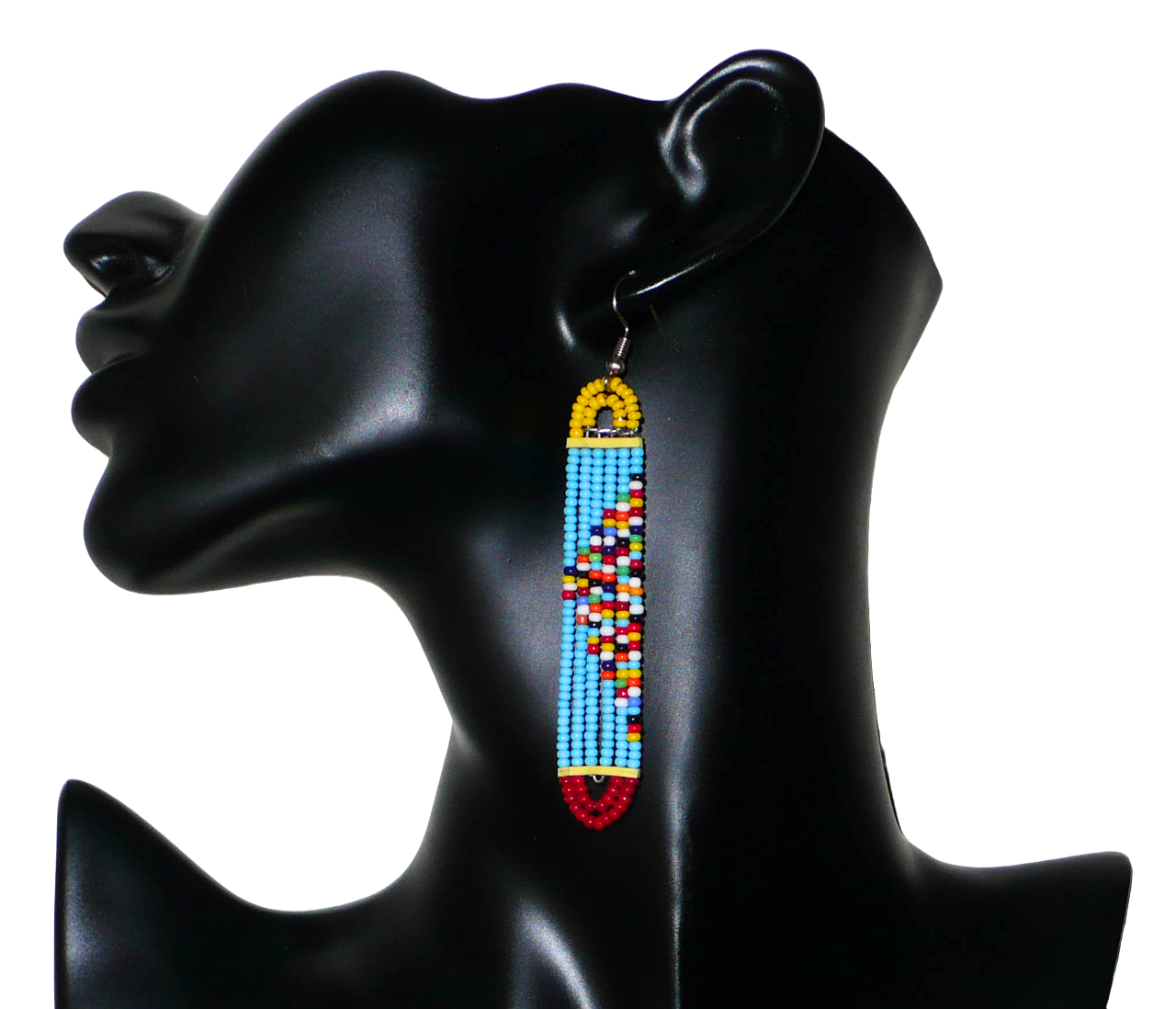 Longues boucles d'oreilles africaines à la mode kenyane composées de perles de rocaille bleu ciel, rouges, jaunes et multicolores montées sur six rangées de fils de fer en forme de rectangles aux extrémités arrondies. 

Ces boucles d'oreilles aux accents exotiques mesurent 9 cm de long et 1.5 cm de large ; elles se portent avec des crochets en acier inoxydable sur des oreilles percées.