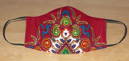 Masque textile en coton à motifs exotiques